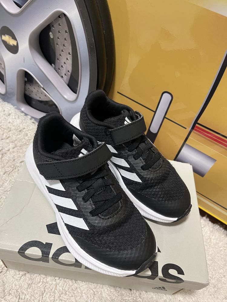 Кросовки adidas