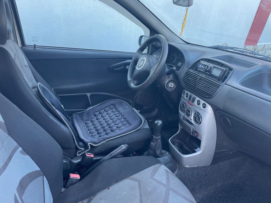 Carro batido , mas andamento