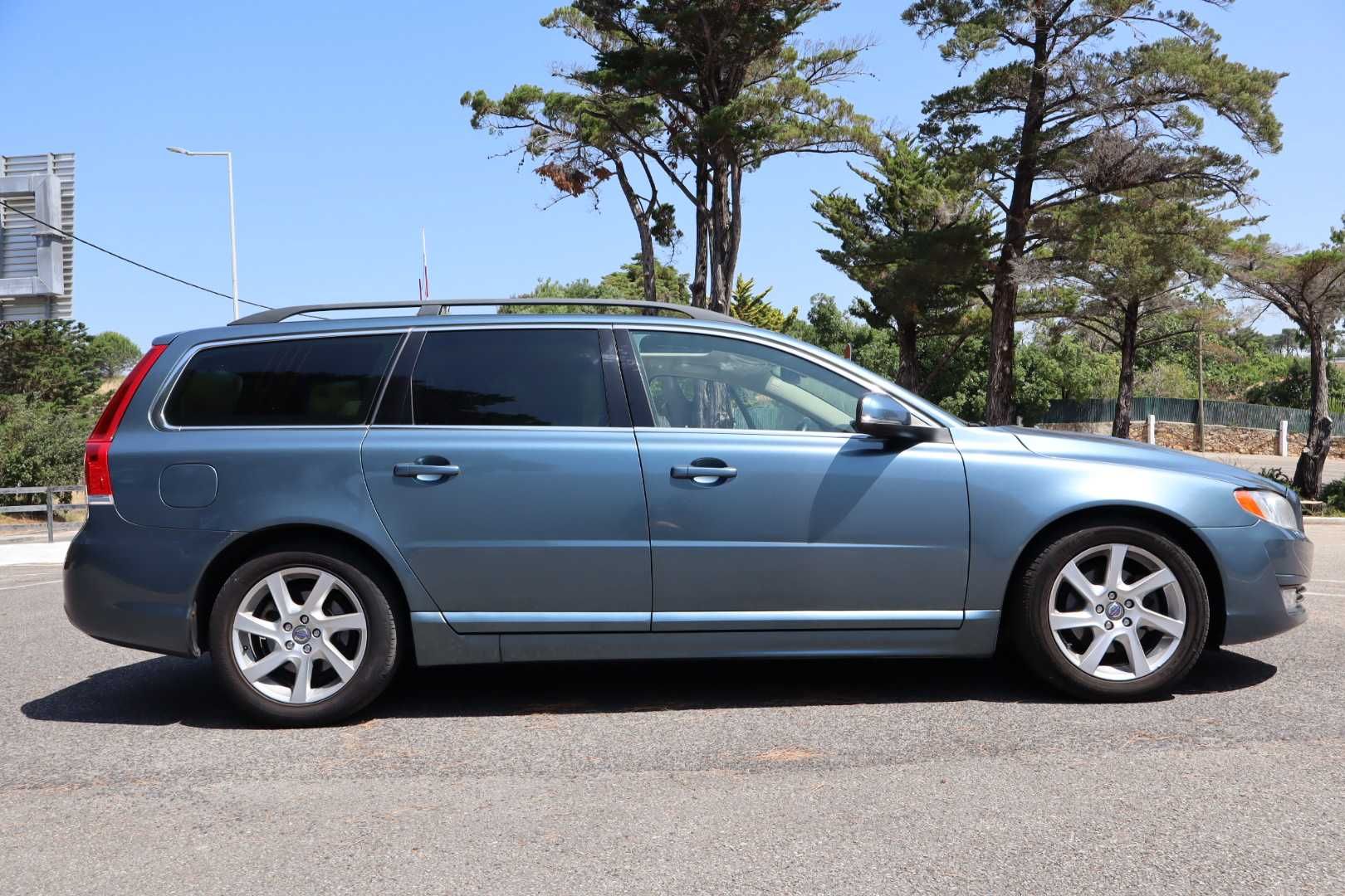 VOLVO V70 1.6 D2 drive