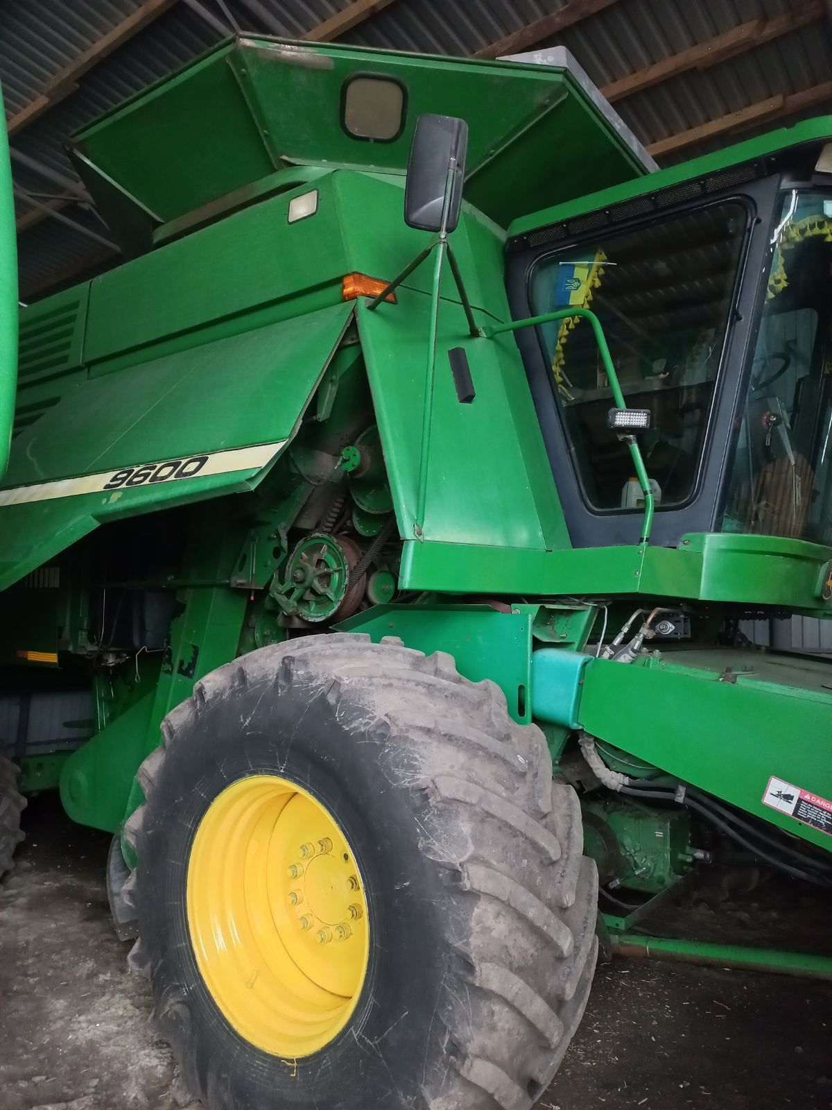 Комбайн John deere 9600