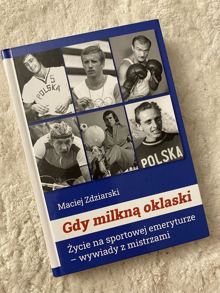 ,,gdy milkna oklaski”