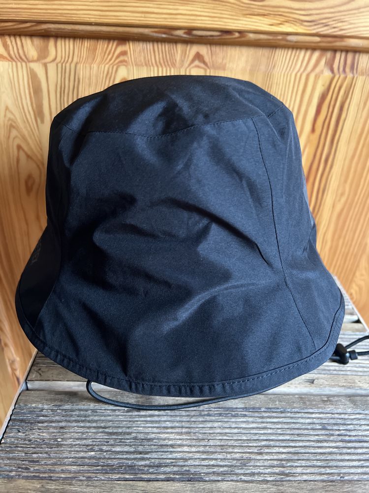 Sprzedam nowy (metki) kapelusz typu bucket firmy Adidas, adventure