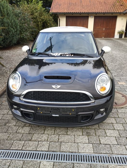 Sam. Osobowy Mini Cooper SD