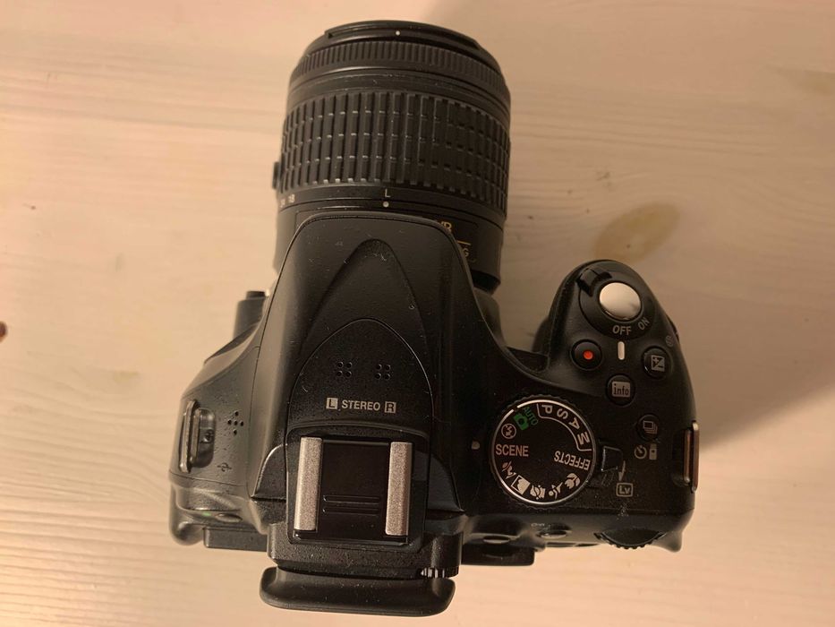 Aparat NIKON D5200 + Obiektyw 18-55 VR