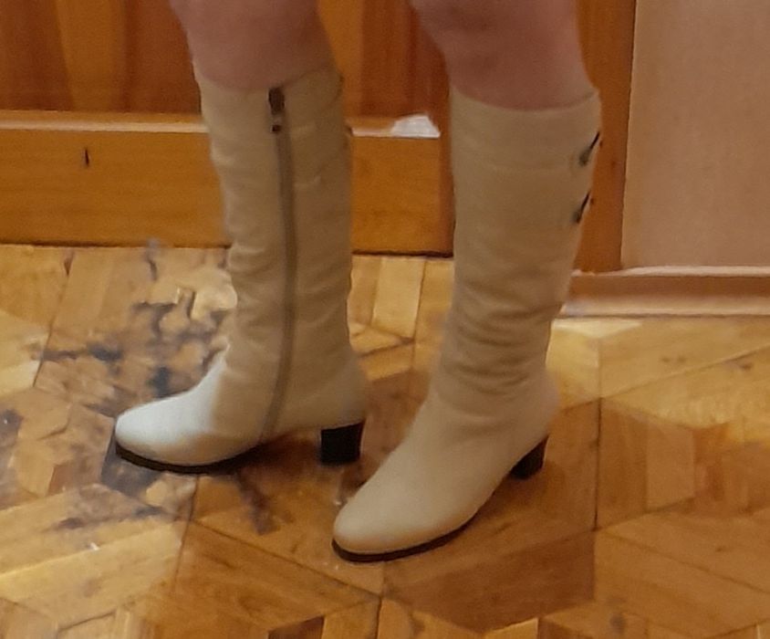 Чоботи жіночі 39 розмір.