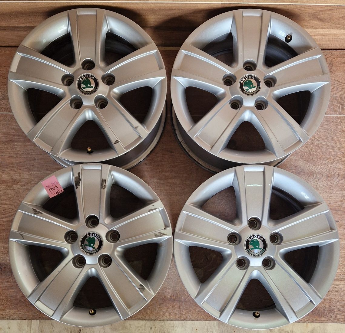 Оригінальні диски Skoda VW R15 5x112 Octavia Rapid Golf A3