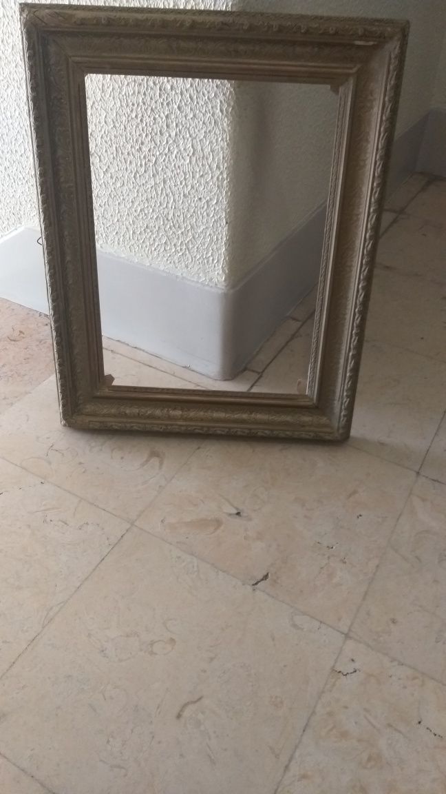 Moldura dourada antiga madeira