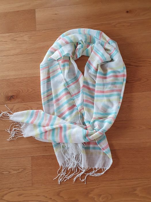 Chusta szal apaszka  duża Mohito