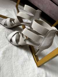 Buty sandałki obcas szpilka Deichmann Graceland