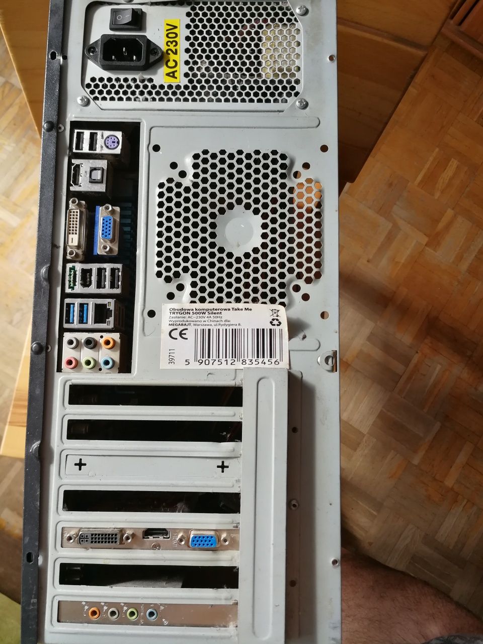 16GB DDR3 Amd X2 565 3,40 Ghz Asus M4A89GTD PRO/USB3