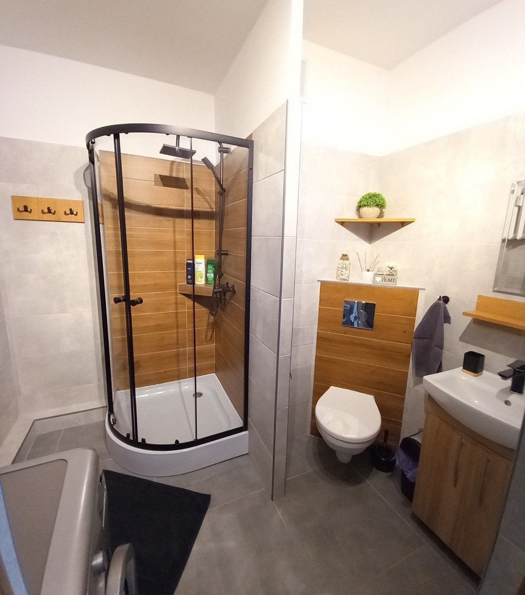 Komfortowy apartament na doby, parking.