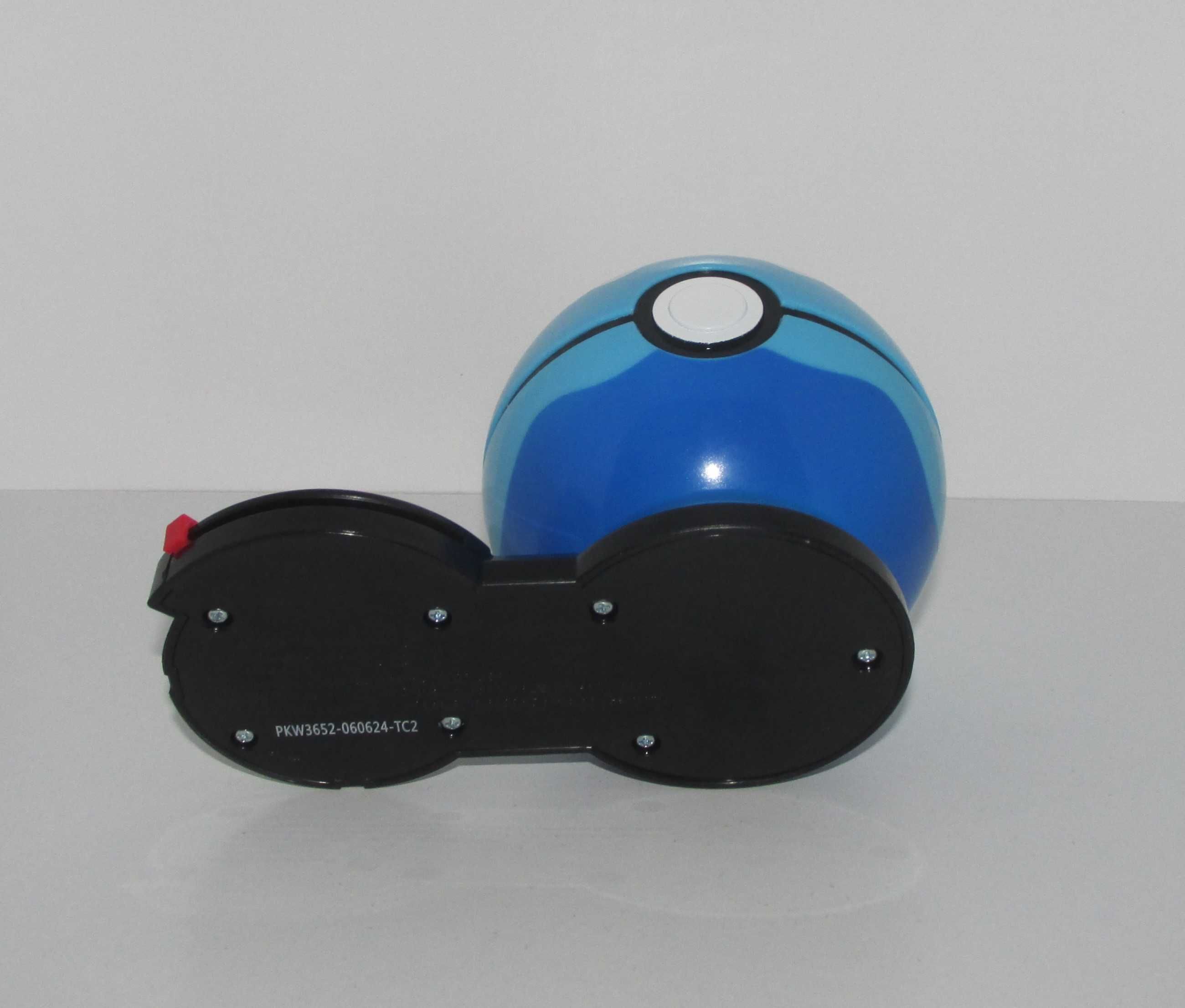 Mudkip + Dive Ball Pokémon Surprise Attack Game
