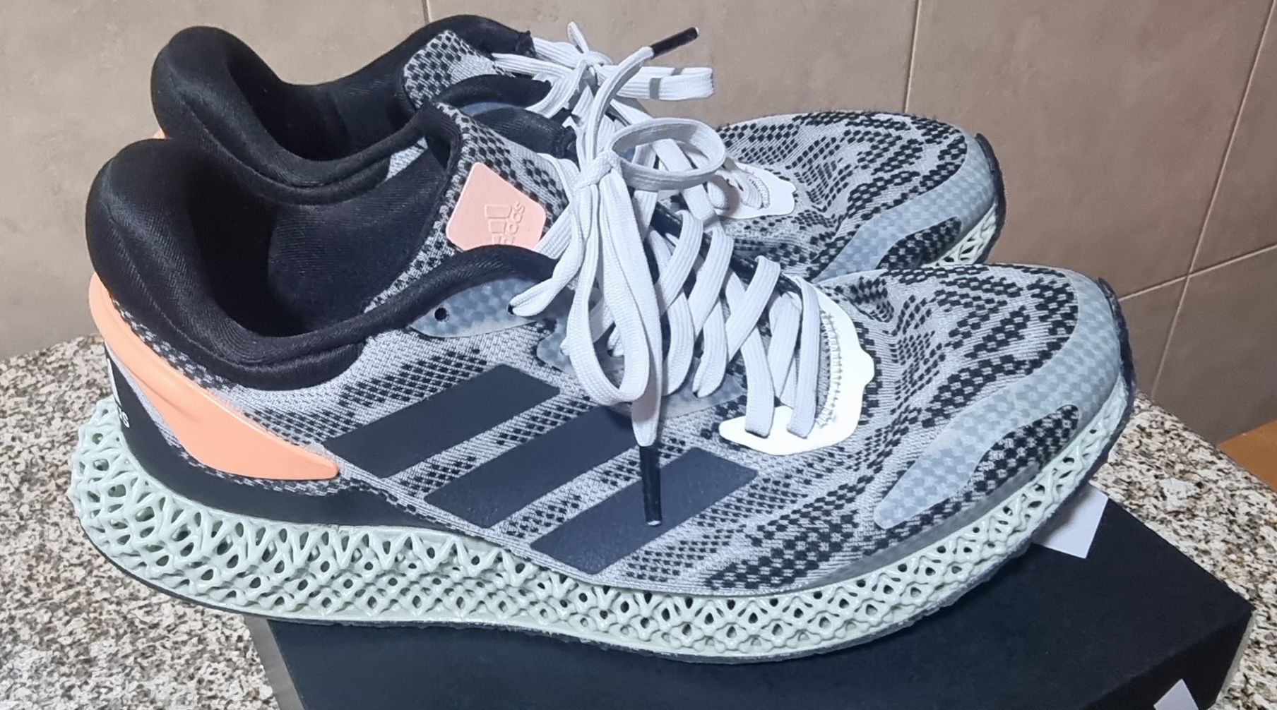 Sapatilhas Adidas 4D Run 1