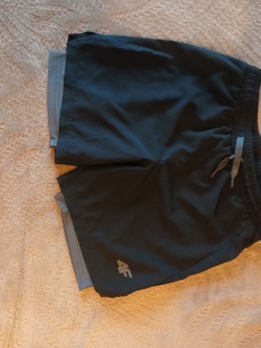 Spodenki Szorty 4F 134/140