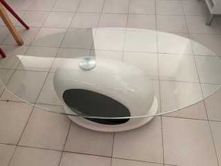 Mesa de Centro com Tampo em Vidro