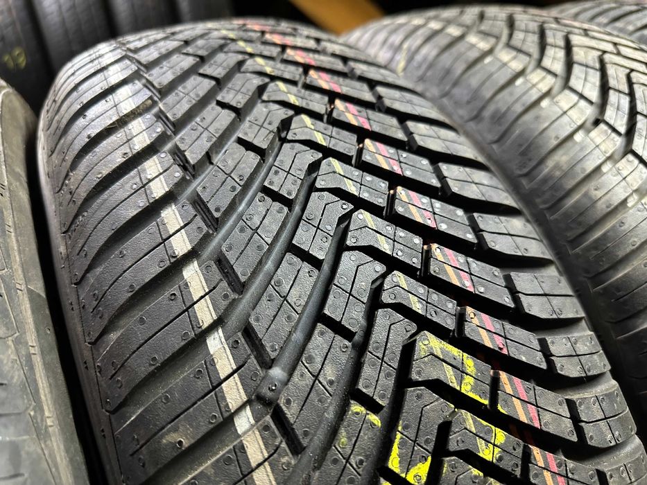 Стан нових 215/65R17 Continental AllSeasonContact 2023 Всесезон.