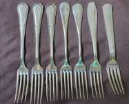 Lote de 7 Garfos Séc. XIX em METAL BLANC 84 - France