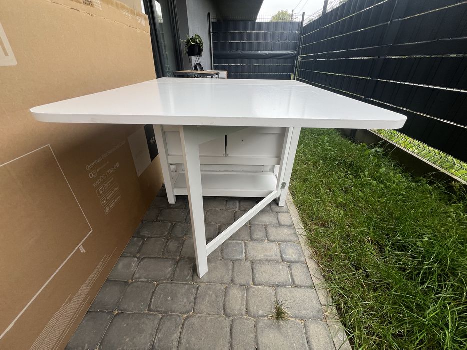 Komoda z funkcją stołu. Rozkładana - Stół