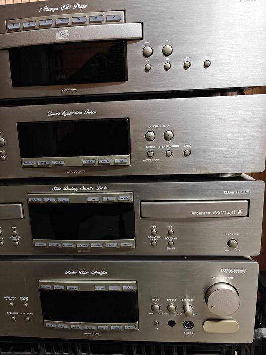 Wieża AKAI AM 4000DPL