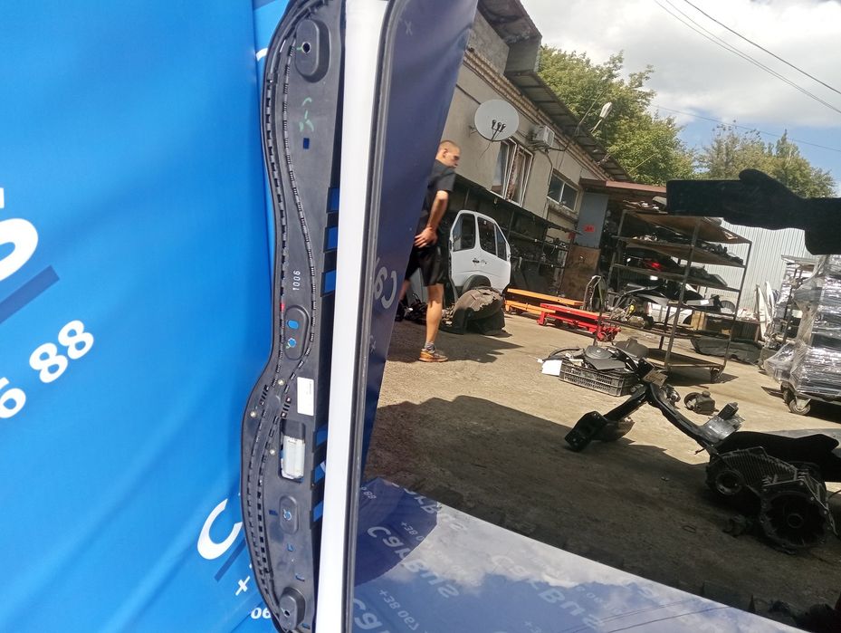 Люк Touareg NF Люк та Панорама у зборі Туарег НФ Розборка