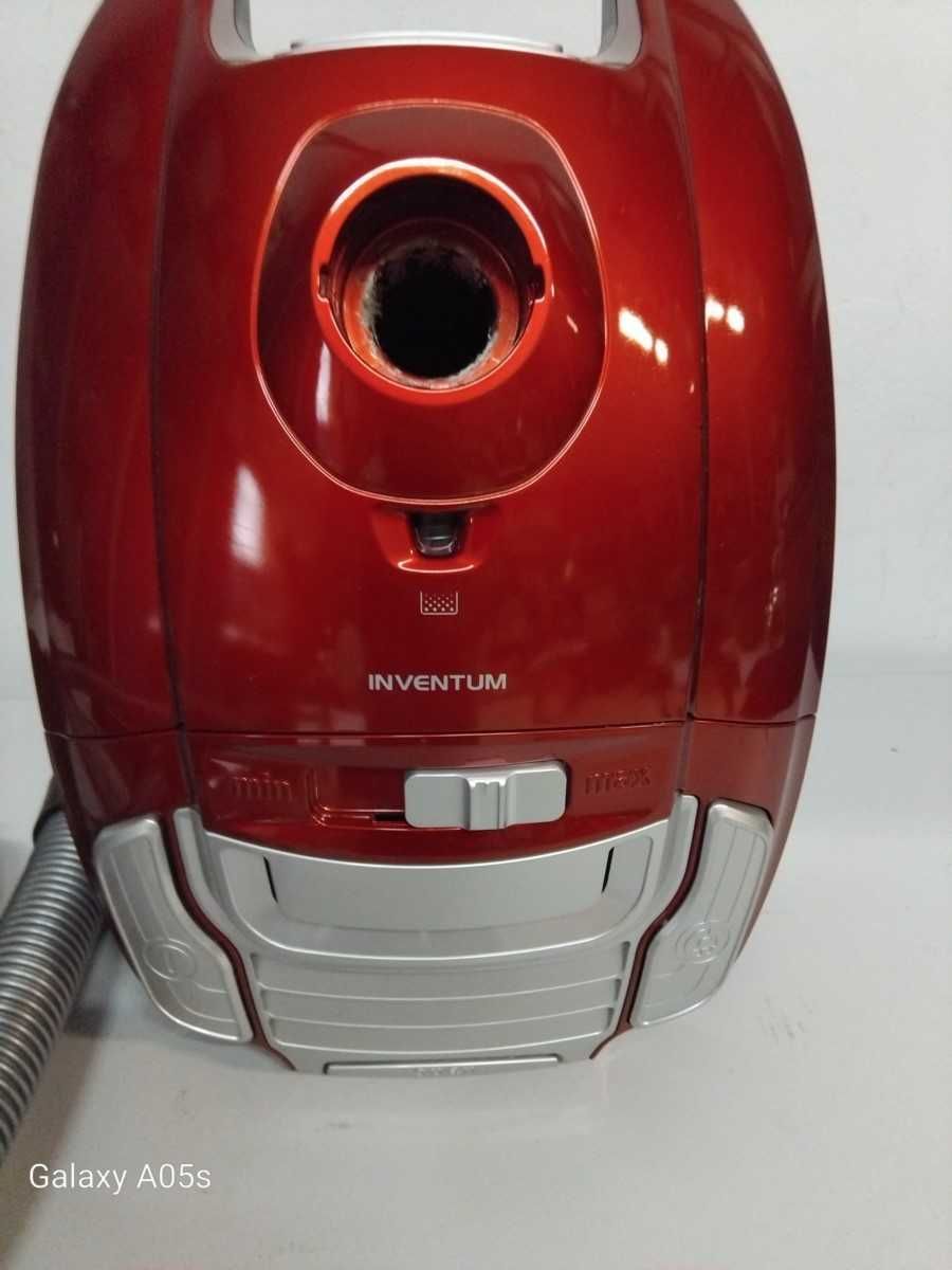 Odkurzacz workowy inventum 700W
