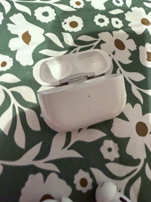 Oryginalne sluchawki Apple Airpods Pro 2