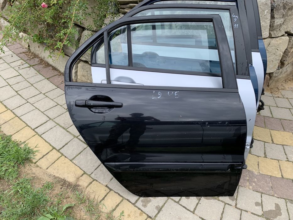 Двер ланцер 9 задняя правая левая дверка lancer IX права ліва задня