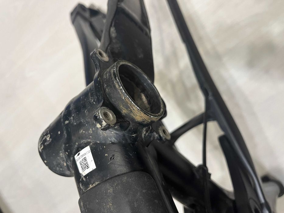 Рама YT Capra Base 27.5 XL 2020 AL + Аморт RockShox