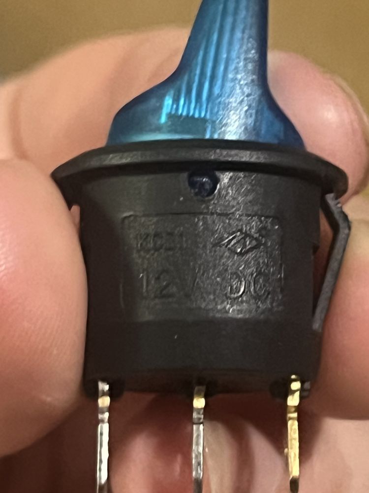 Переключатель KCD1 12 V