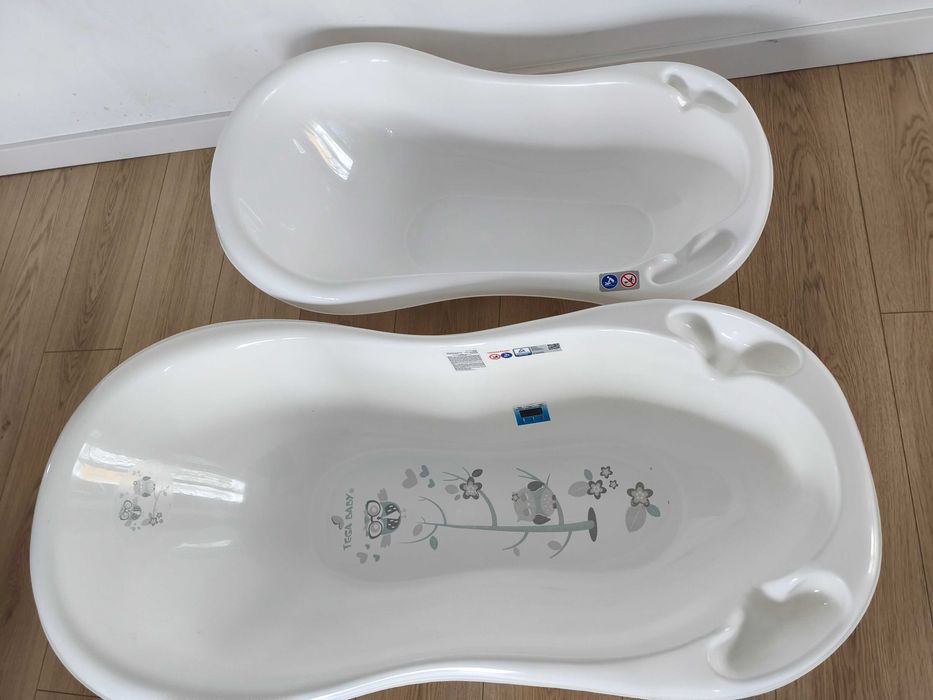 Stojak do wanienki + dwie wanienki mała i duża