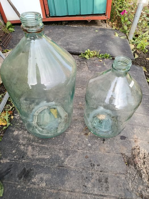 Бутилі склянні 20 літрів і 10 літрів