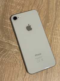 iPhone 8 64GB biały srebrny