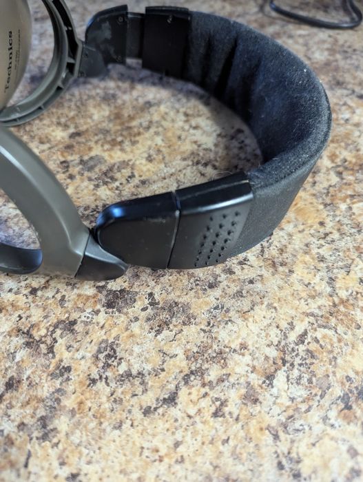 Наушники Technics