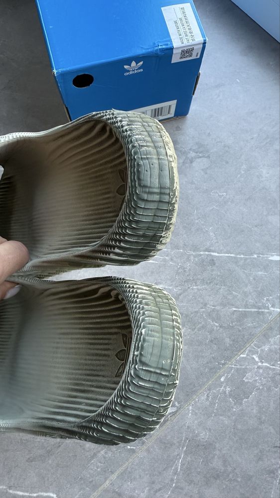 Шльопки Adidas 42 розмір ідуть на 41