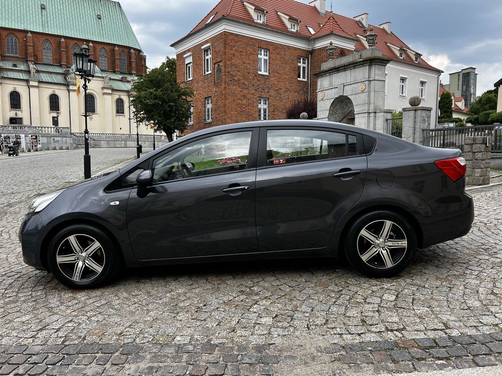 Zamiana Kia Rio Salon Polska KlimatronicTempomatBluetooth