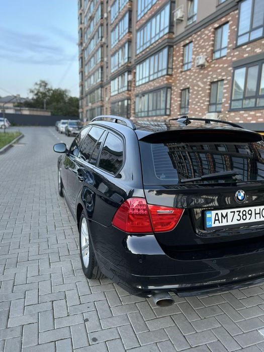Продам BMW 320i E91 2009 року_у гарній комплектації
