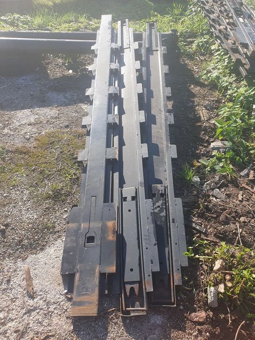 KŁONICA KUNICE KONICA Słupek słup naczepa krone