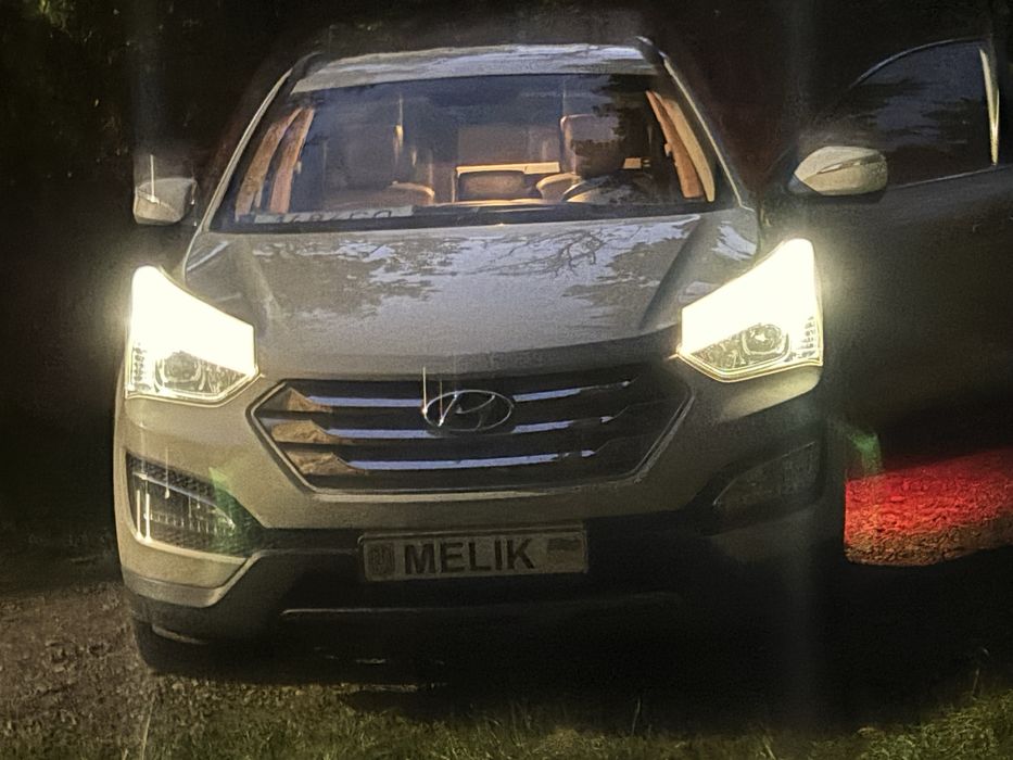 HYNDAI 2013 235t. KM рідний пробіг, перевірений,готовий до перевірок!