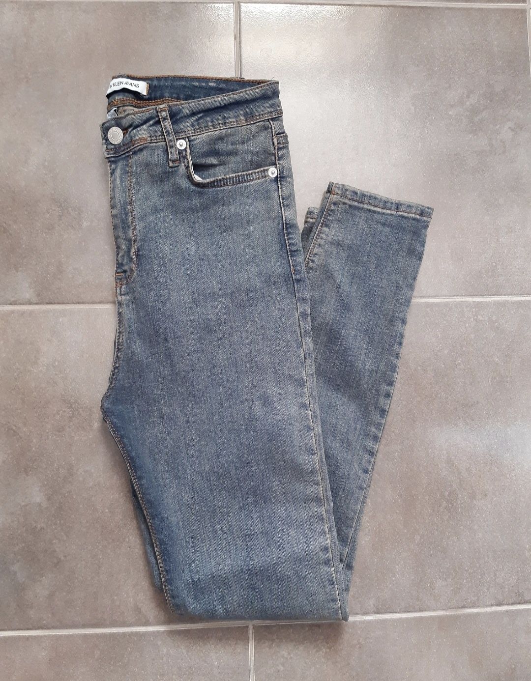 Spodnie jeansy damskie z wysokim stanem Calvin Klein W29 L30