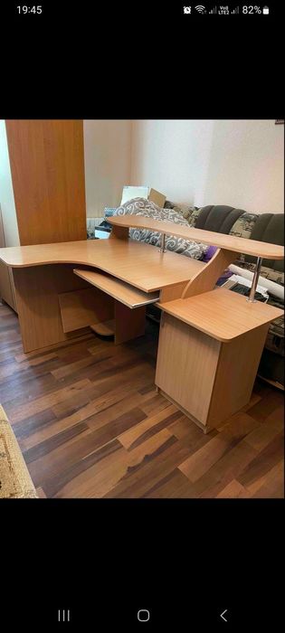 Продам комп'ютерний стіл