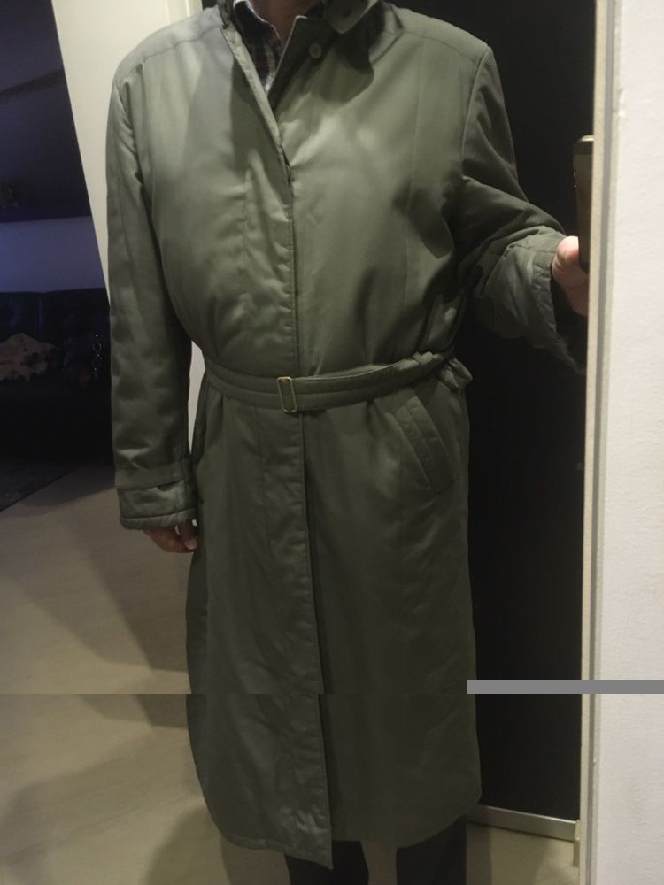 Elegancki, długi płaszcz męski