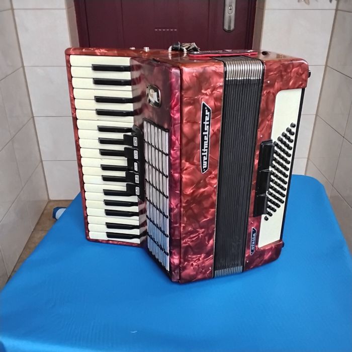 Akordeon Weltmaister Stella 60 b