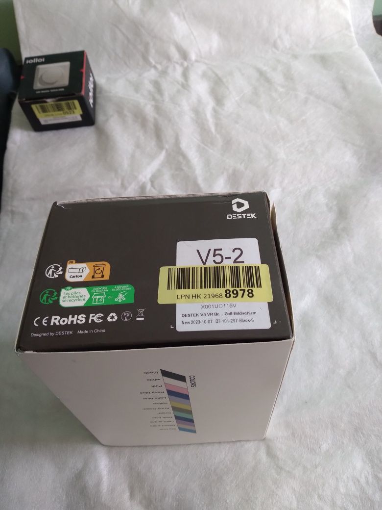 Gogle VR DESTEK V5-2 z pilotem, nowe