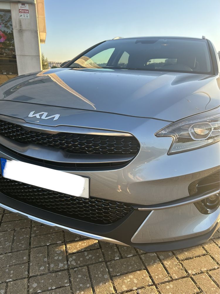 Kia Xceed Drive 2022 com garantia (26000km)