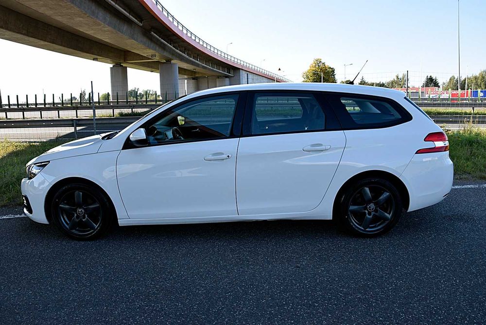 Peugeot 308 Kombi , 1.6 diesel , 2018 rok, salon polski Okazja !