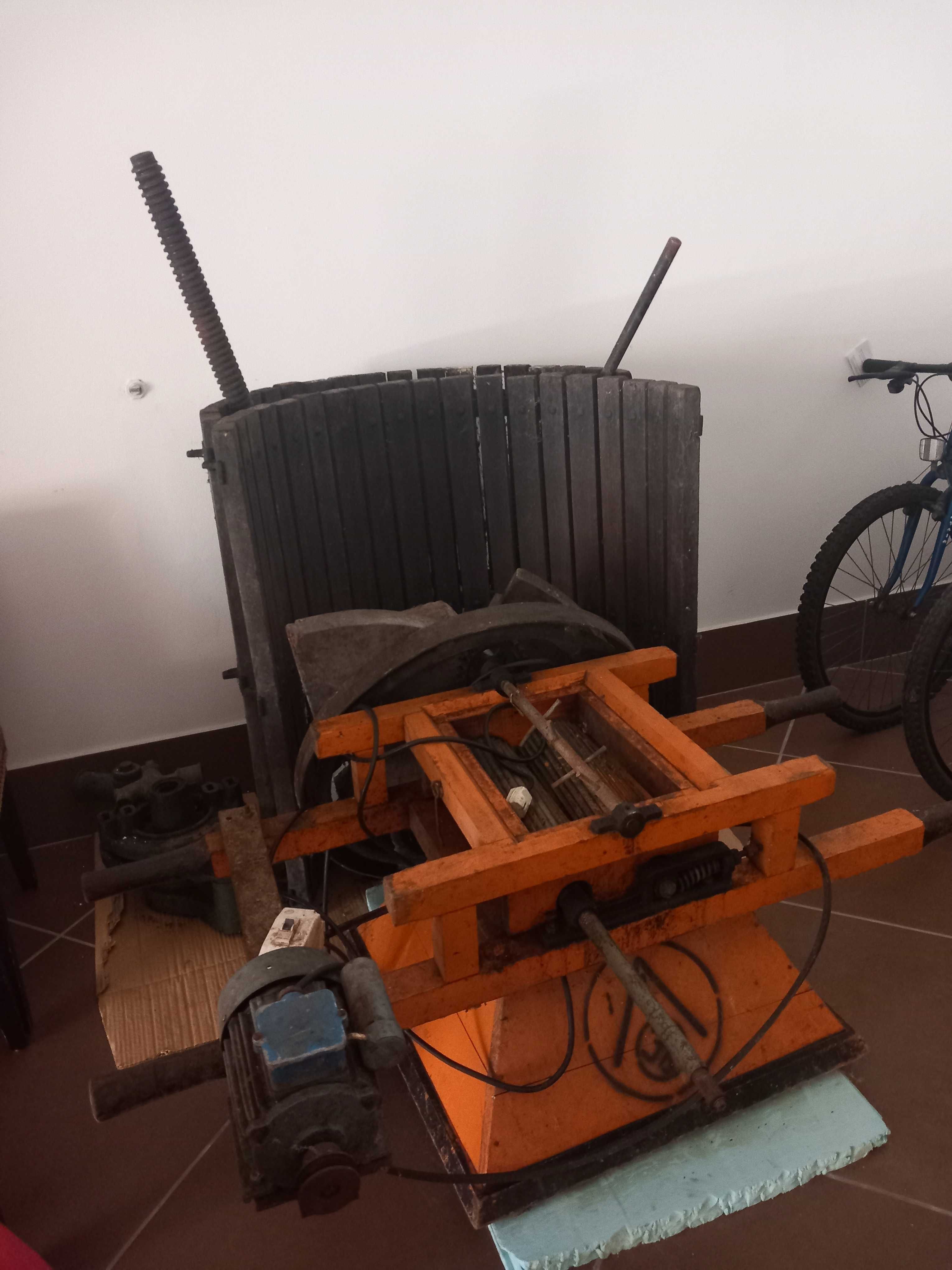 Caniças e prença e relador manual e elétrico