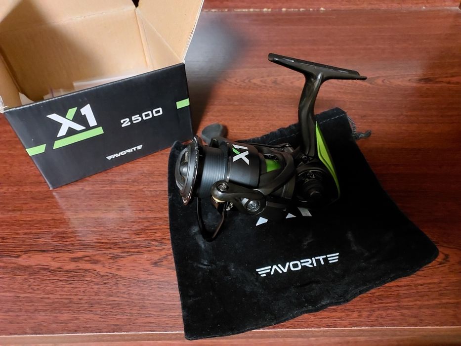 Катушка спининговая Favorite X1 2500S 9+1bb