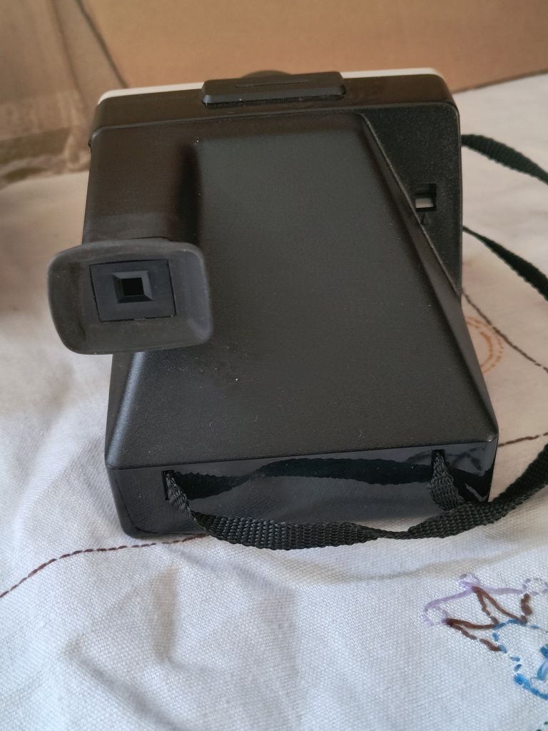 Polaroid Land Camera 1000