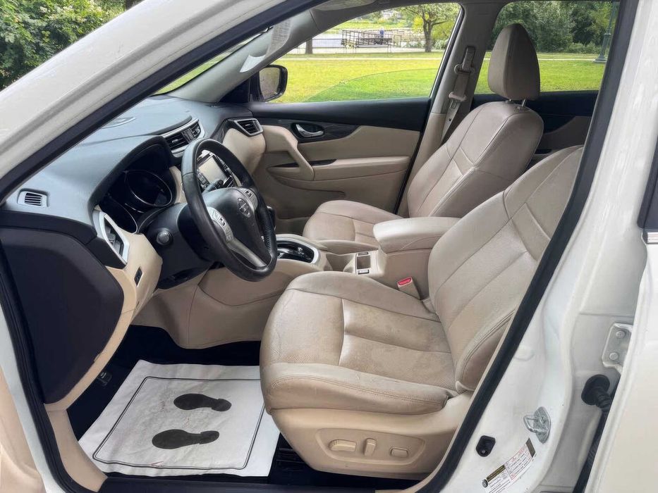 Nissan Rogue SL      2016