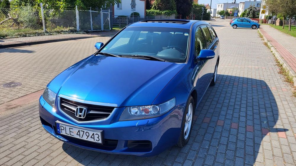 Honda Accord Doinwestowana, Bogata wersja